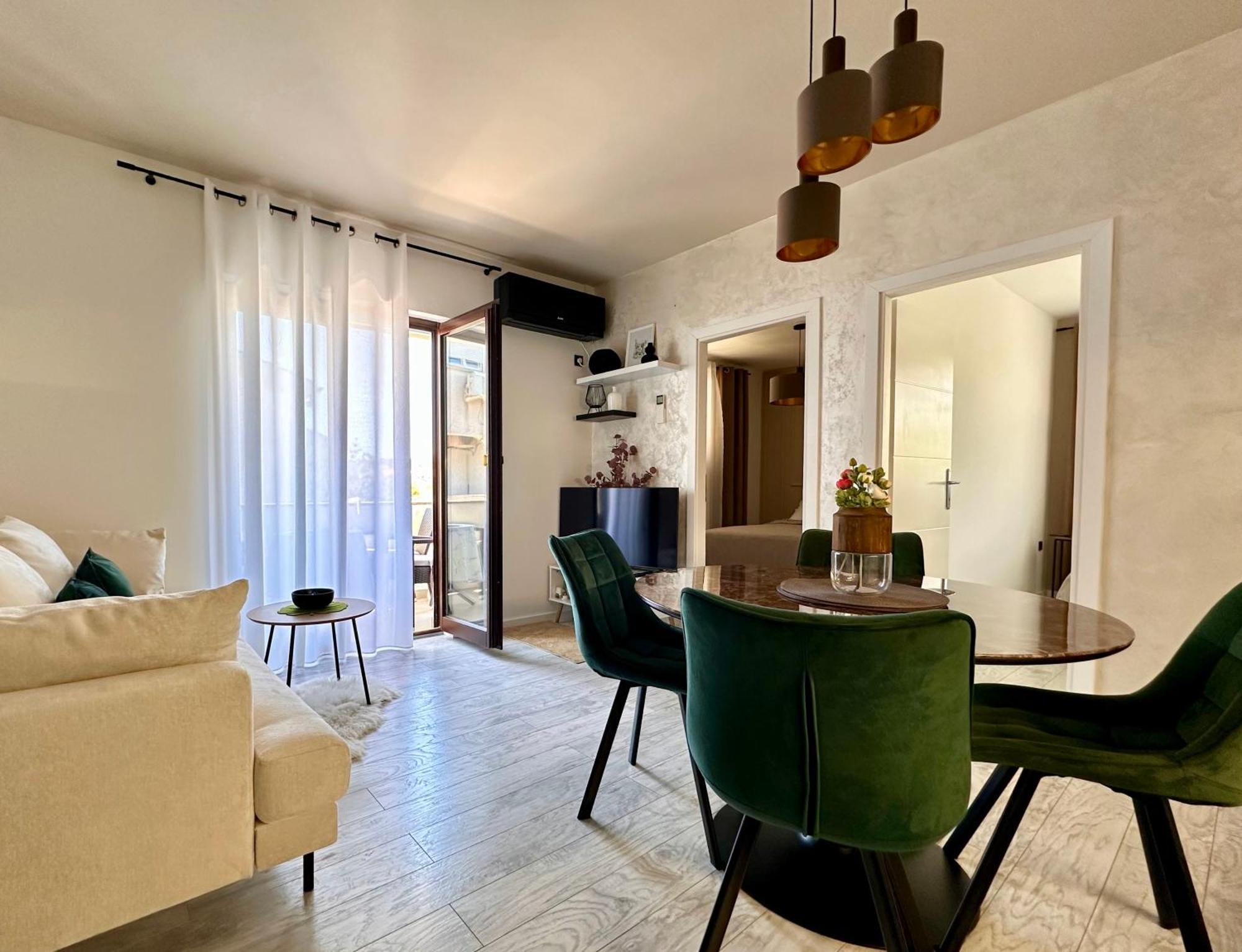 Apartments Sinisa - קרק מראה חיצוני תמונה