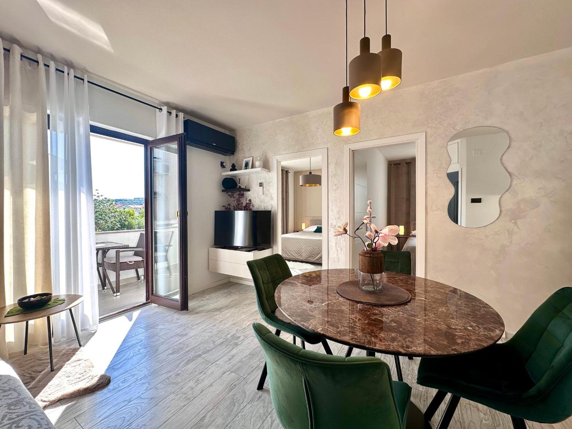 Apartments Sinisa - קרק מראה חיצוני תמונה